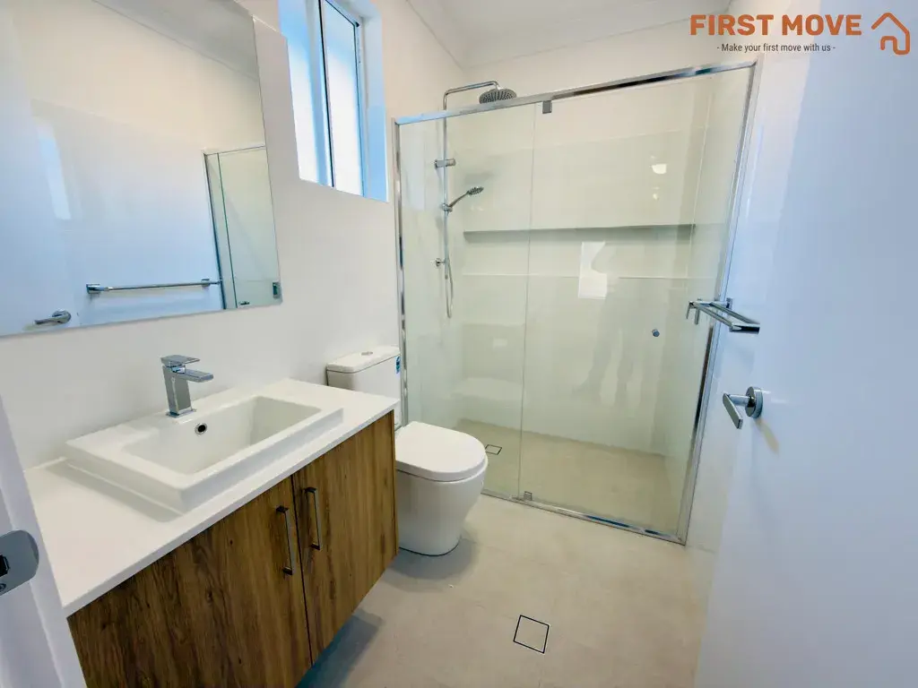 17b Culbara Avenue, Ingle Farm 5098 bath