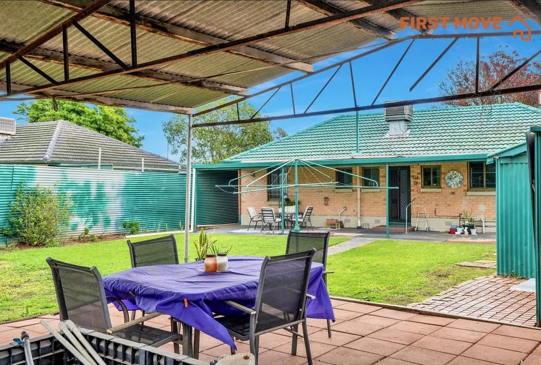 132 Woodford Road, Elizabeth North, SA 5113 lawn seating