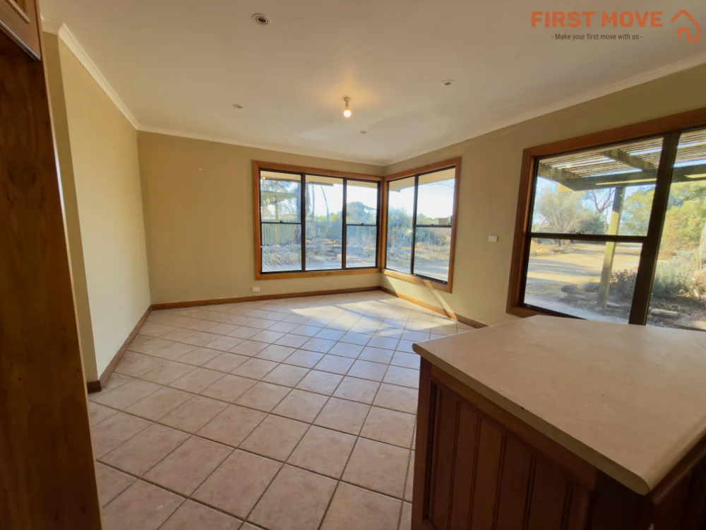 286 Buckland Park Road, Two Wells 5501 inside room 2