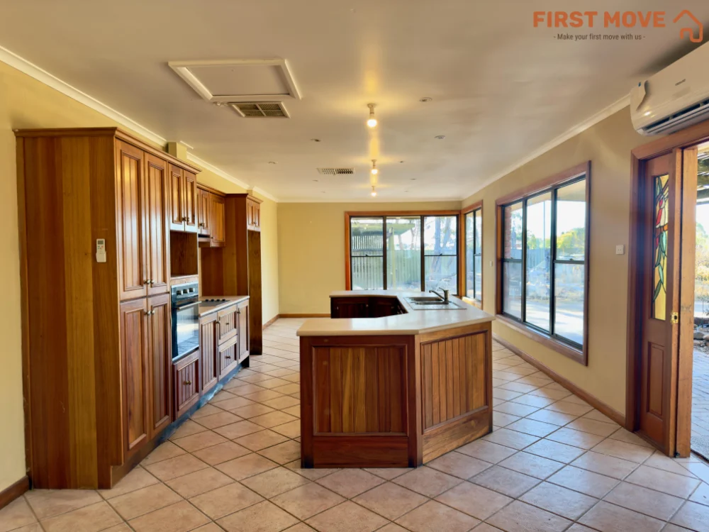 286 Buckland Park Road, Two Wells 5501 kitchen area